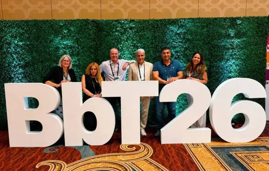 La Universidad de Morón llevó su modelo de transformación digital al congreso más importante del continente
